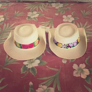 2 Hawaiian 🌺 straw hats